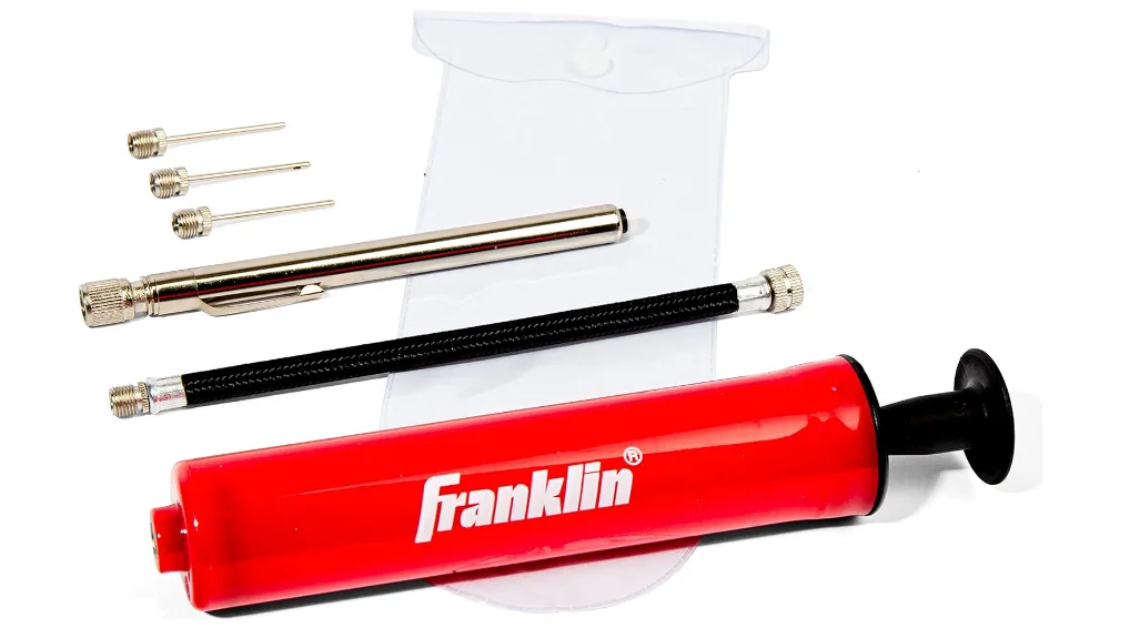 Best Soccer Ball Pump: What to Buy for Training, Games, and Travel